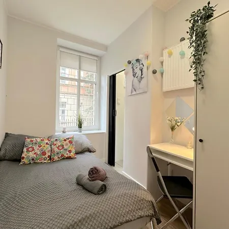 Quarto em Acomodações Particulares Monroe - 15 Minutes To Old Town & Sea